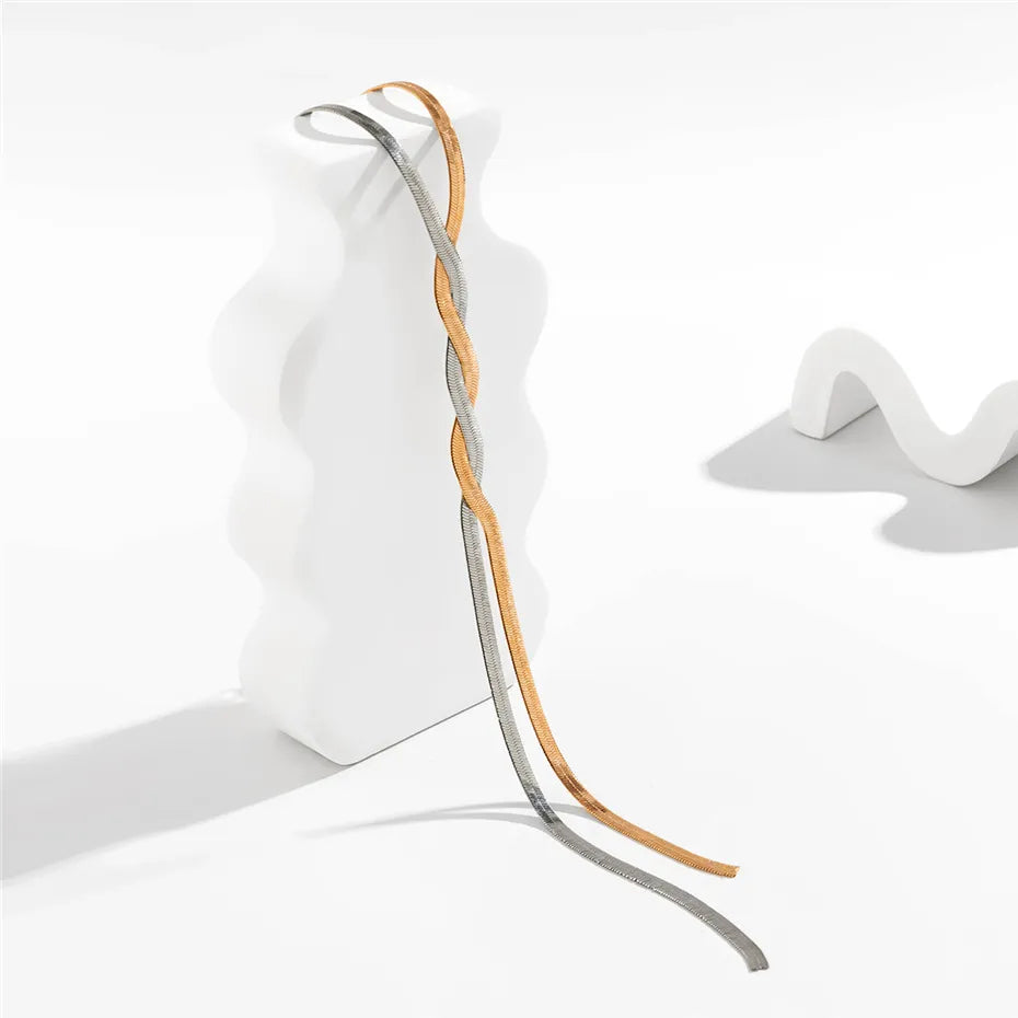 Collana Lunga Elegante con Design Regolabile a Serpente