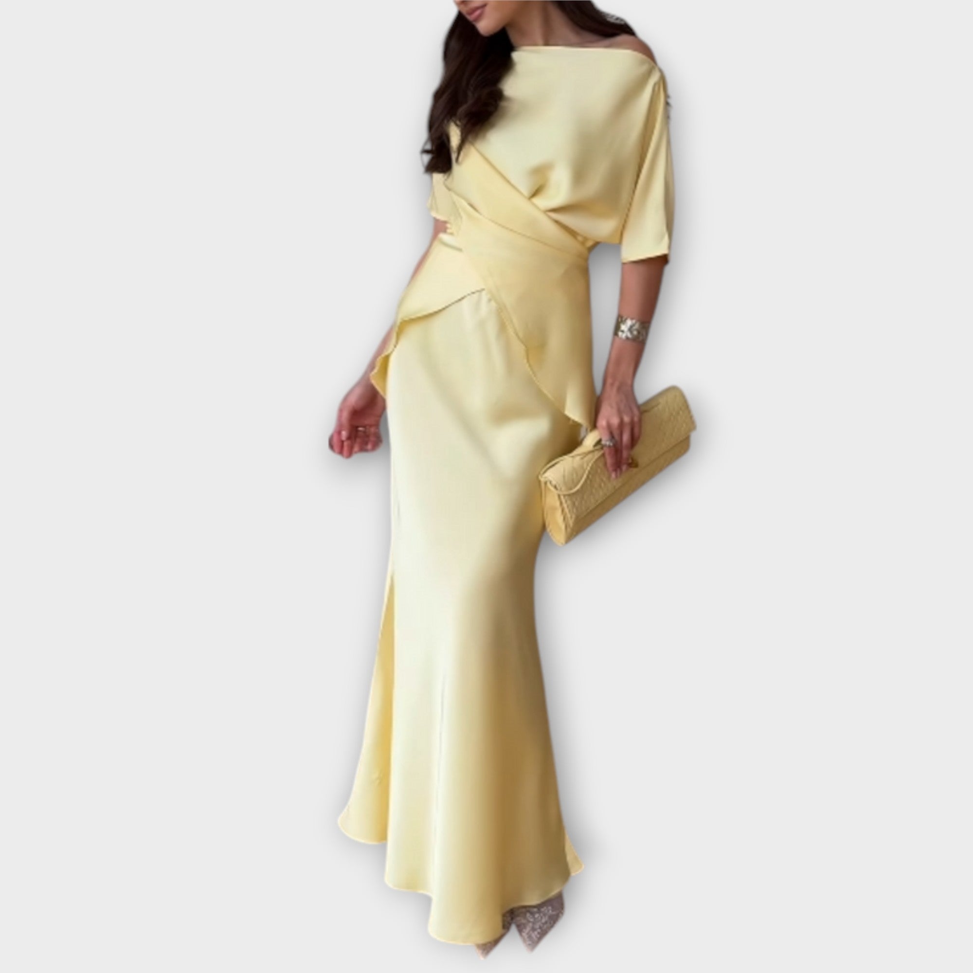 Finja - Top Off-Shoulder con Nodo Anteriore e Completo Gonna