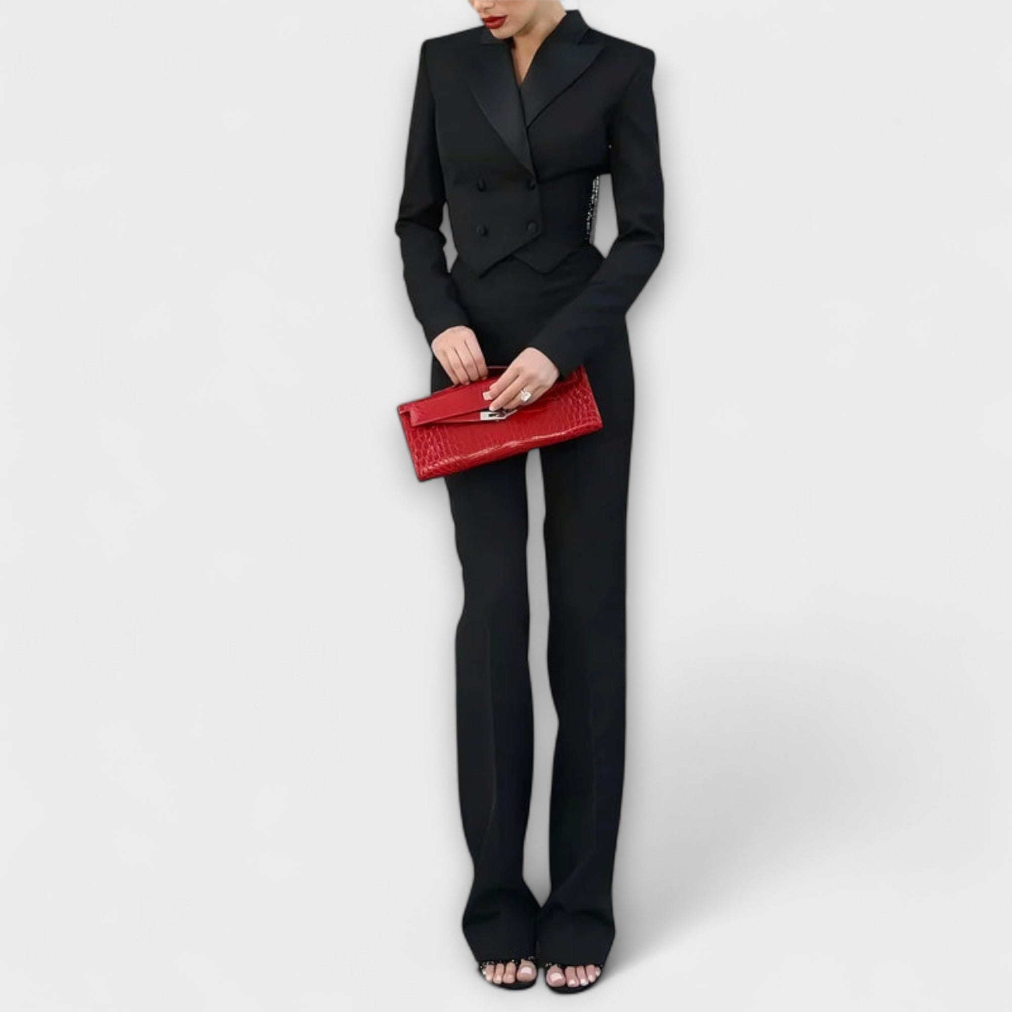 Noa - Giacca corta senza schienale decorata con perle nere