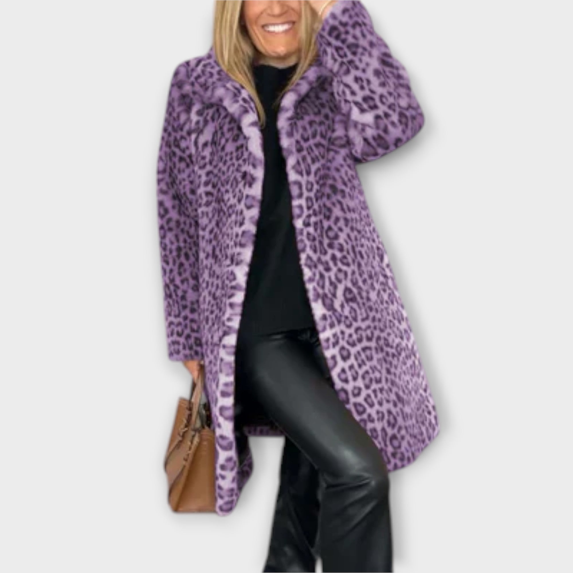 Amara - Il Cappotto Leopardo