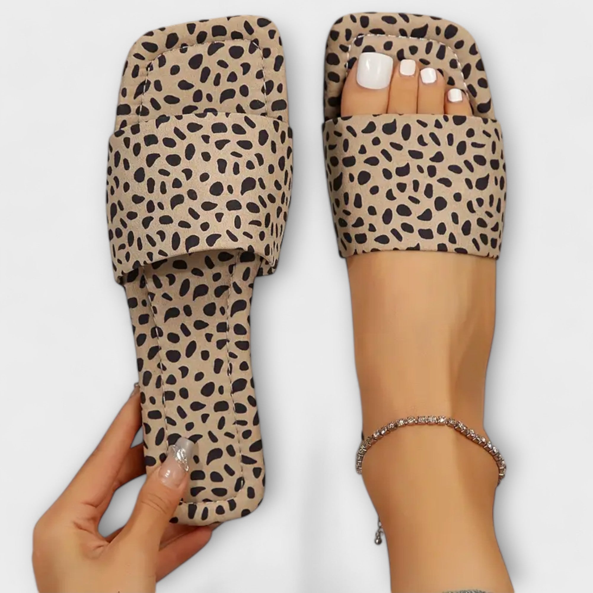 Pantofole Piane con Stampa Leopardo