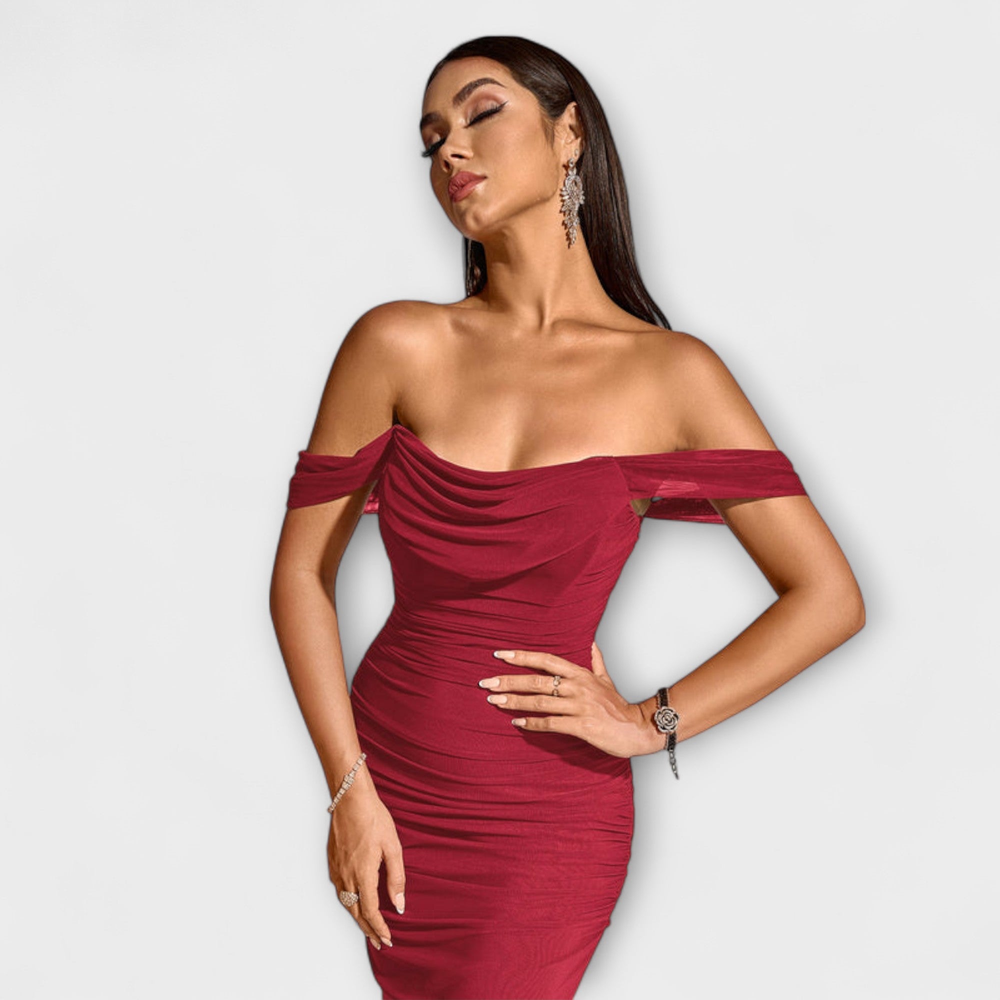 Ione - Vestito Bodycon con Volant a Spalle Scoperte