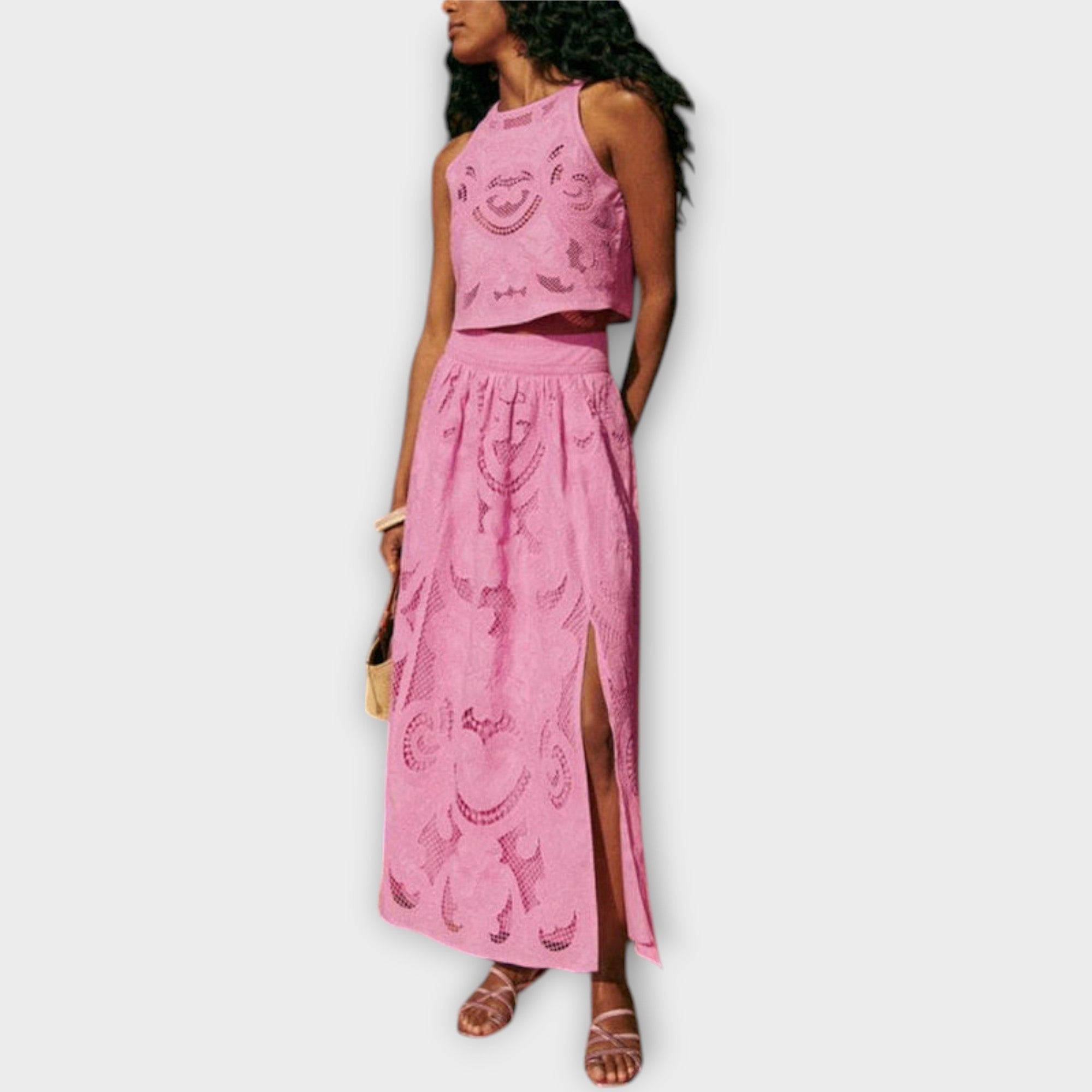 Milla - Set di pizzo con ritagli mozzafiato