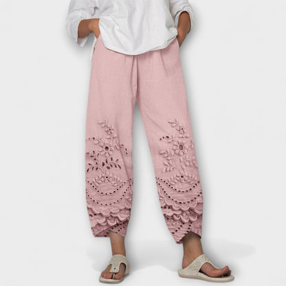 Chloe – Pantaloni Eleganti in Pizzo Stampato