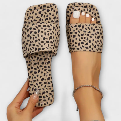 Pantofole Piane con Stampa Leopardo