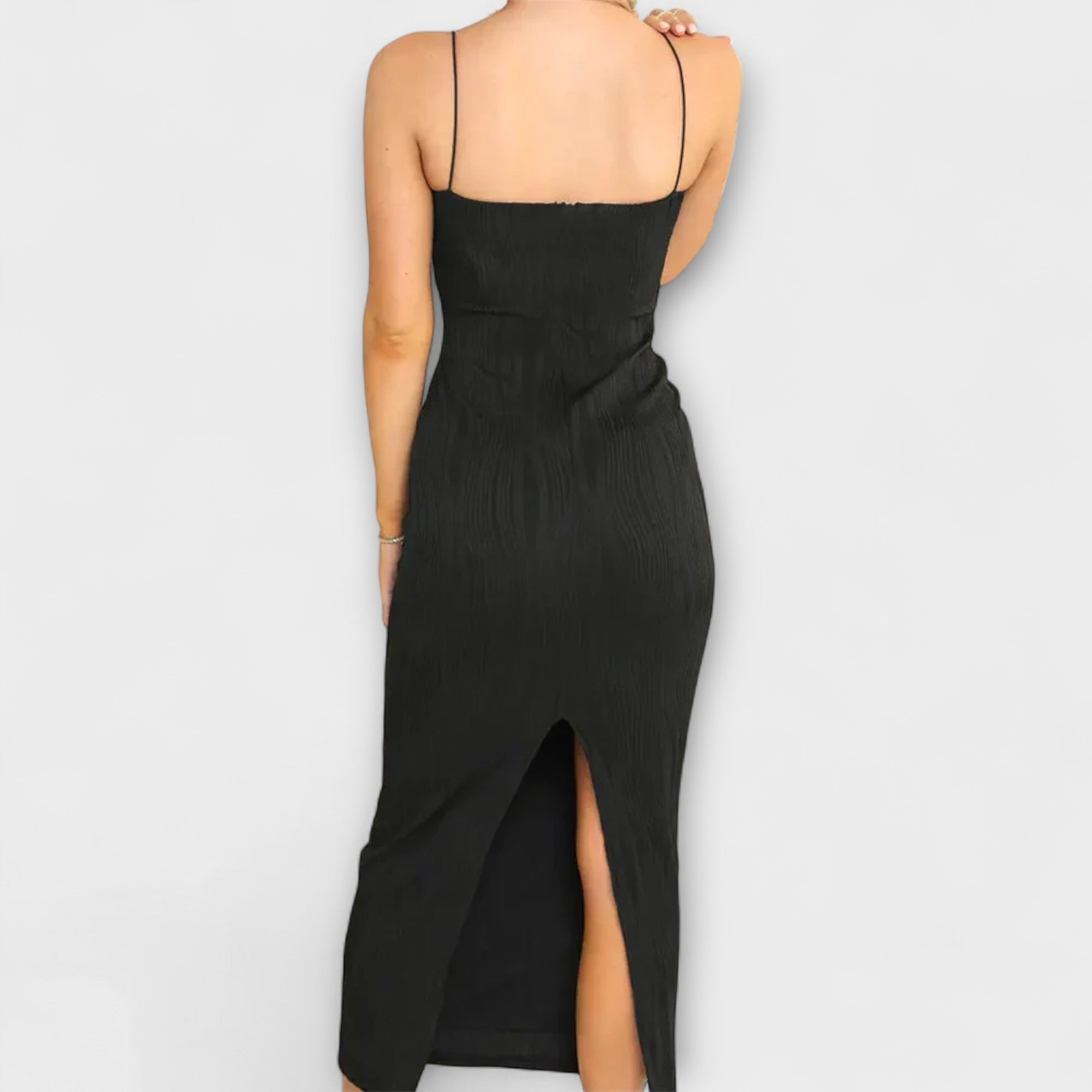 Maxi abito senza maniche, elegante e arricciato