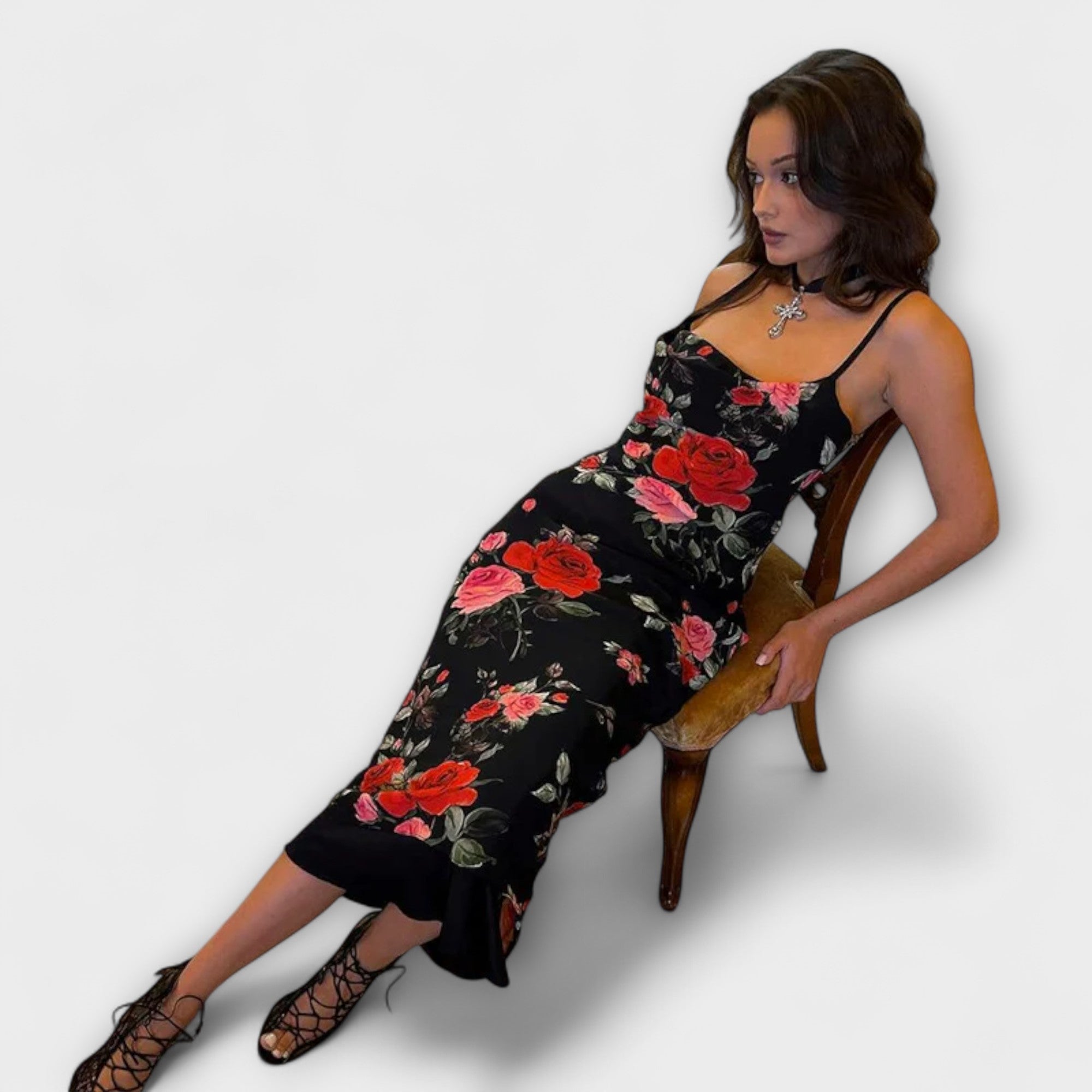 Abito Bodycon con Spalline a Spaghetti e Motivo Floreale