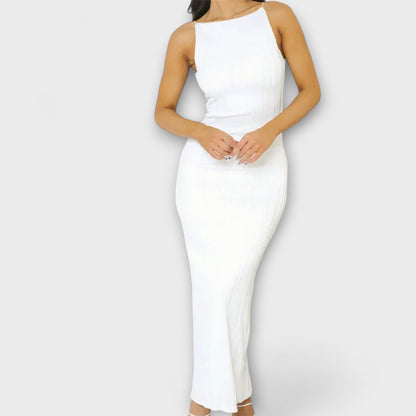 Maxi abito senza maniche, elegante e arricciato