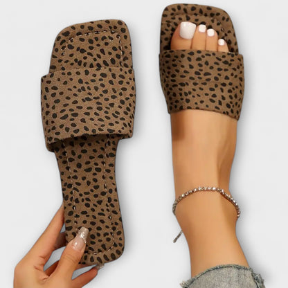 Pantofole Piane con Stampa Leopardo