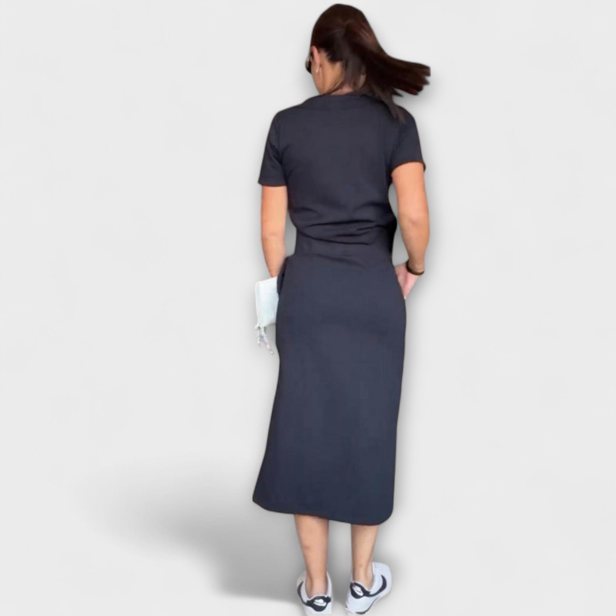 Danielle - Top Elegante con Scollatura a V e Gonna